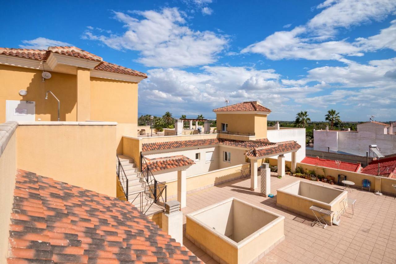 Apartmán Residential Jardin Del Pintor - La Casa Amarilla Jacarilla Exteriér fotografie