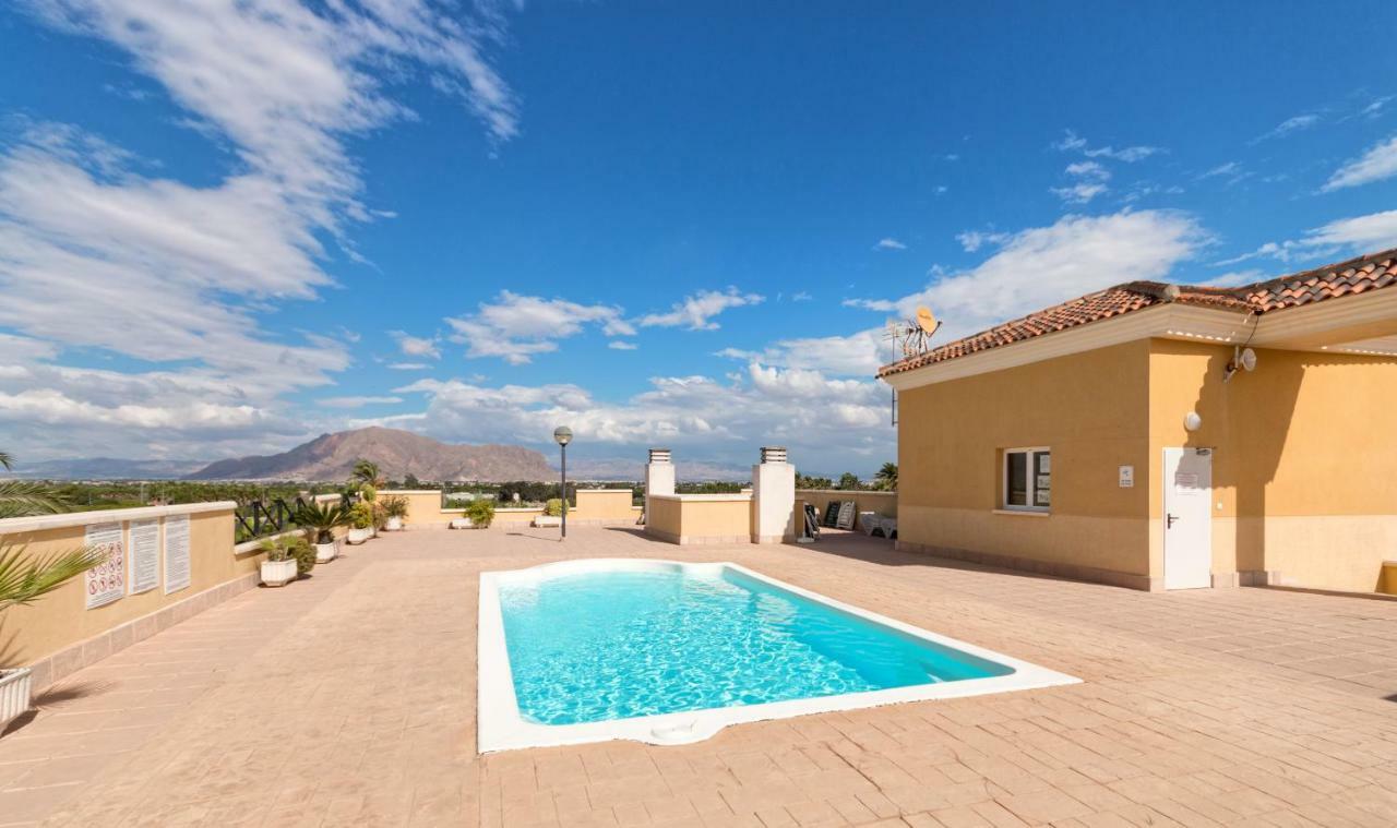 Apartmán Residential Jardin Del Pintor - La Casa Amarilla Jacarilla Exteriér fotografie