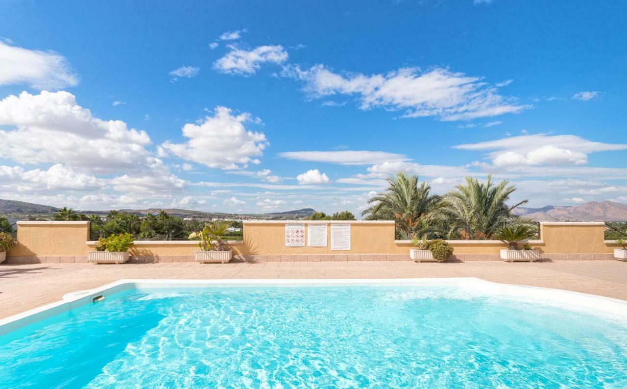 Apartmán Residential Jardin Del Pintor - La Casa Amarilla Jacarilla Exteriér fotografie