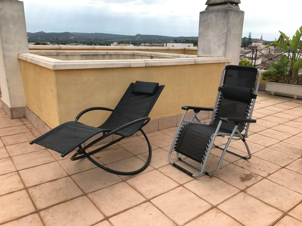 Apartmán Residential Jardin Del Pintor - La Casa Amarilla Jacarilla Exteriér fotografie