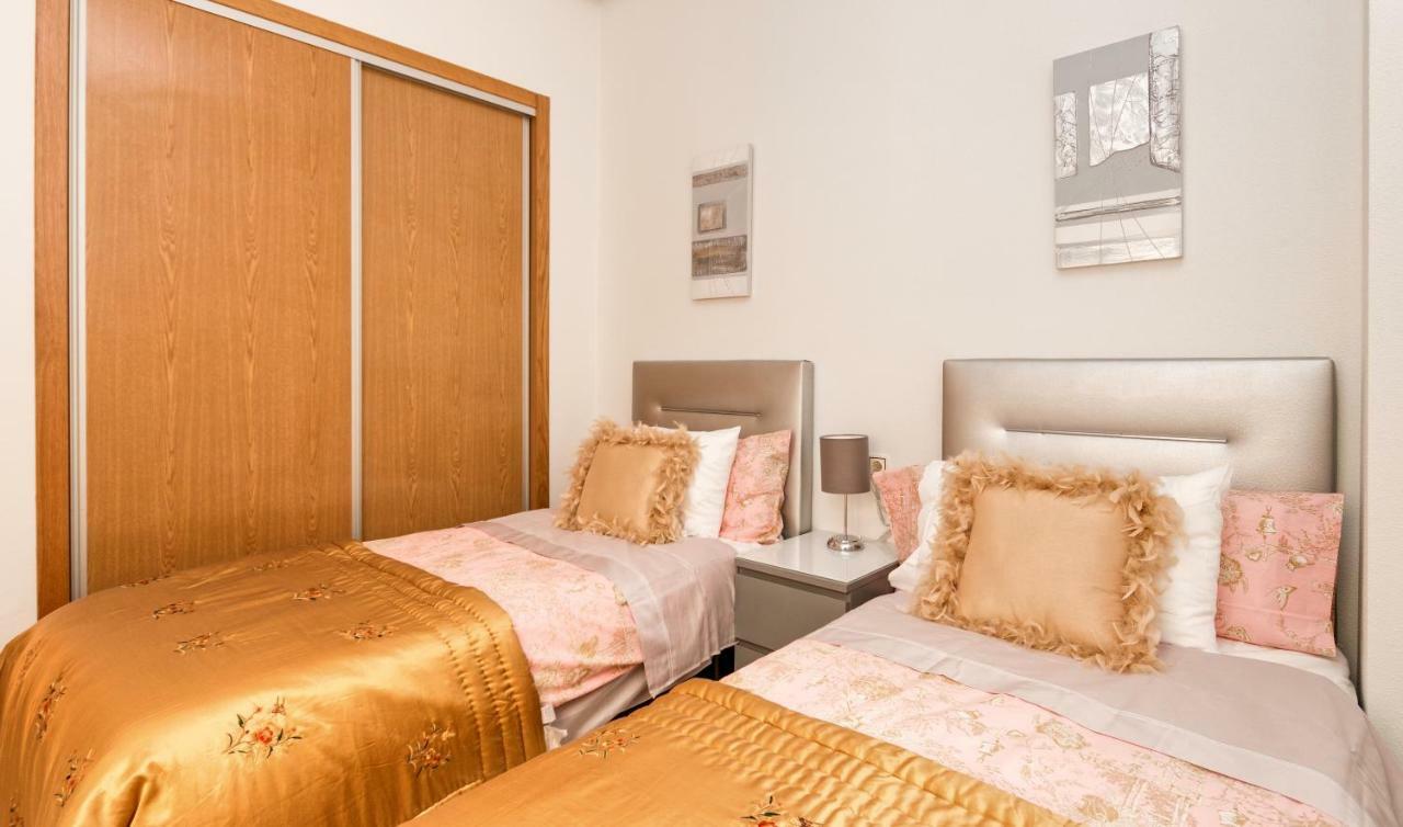 Apartmán Residential Jardin Del Pintor - La Casa Amarilla Jacarilla Exteriér fotografie